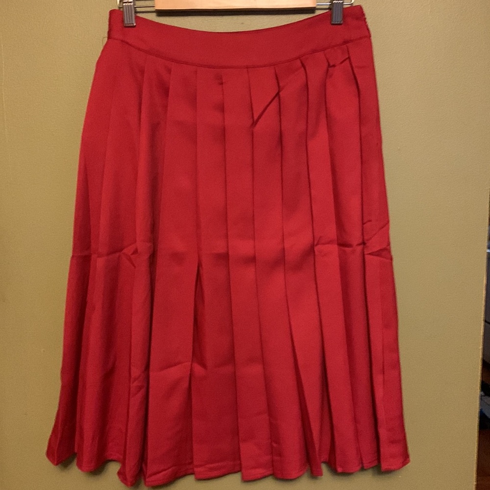 Pleated Swing Skirt